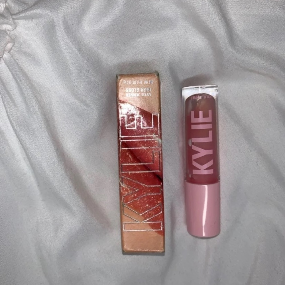 KYLIE Lip-High Gloss